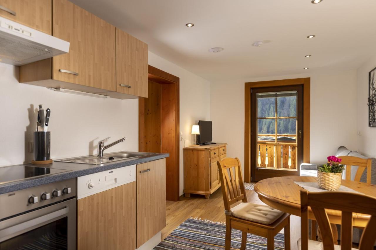 Apartamento Haus Arnika Sankt Jakob in Defereggen Exterior foto