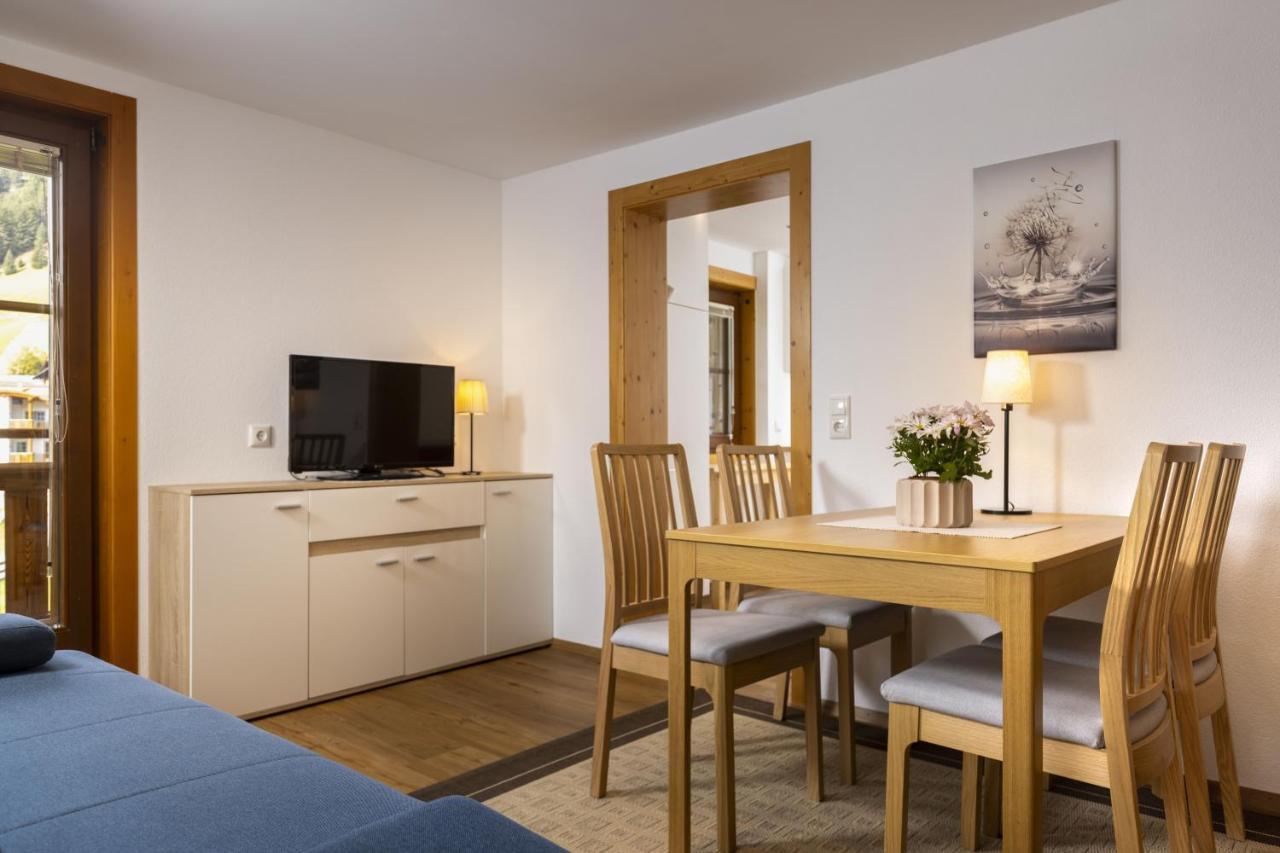 Apartamento Haus Arnika Sankt Jakob in Defereggen Exterior foto