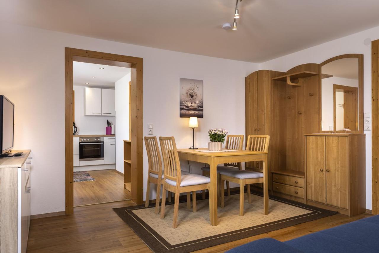 Apartamento Haus Arnika Sankt Jakob in Defereggen Exterior foto